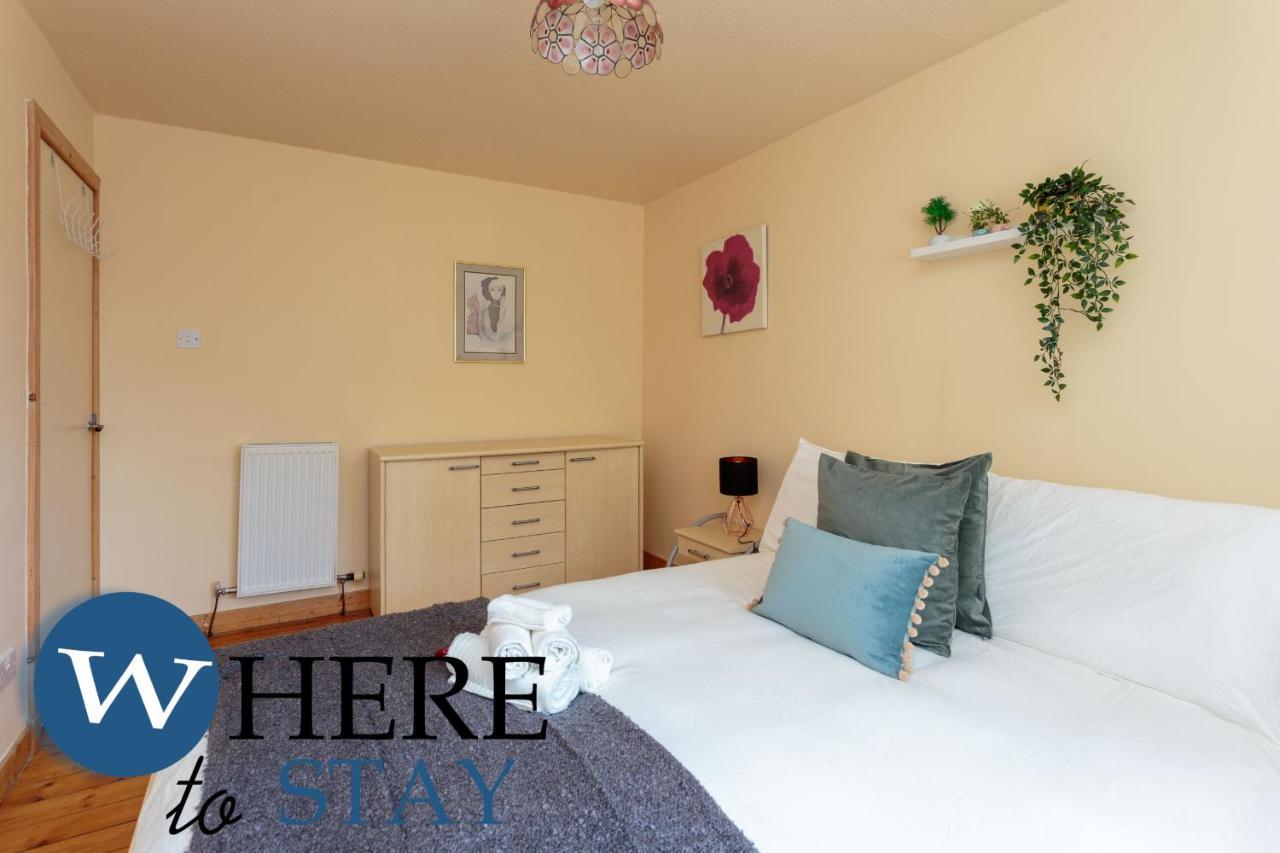 Lovely Apartment By The Hillwood Park-Free Parking Edinburgh Exterior photo