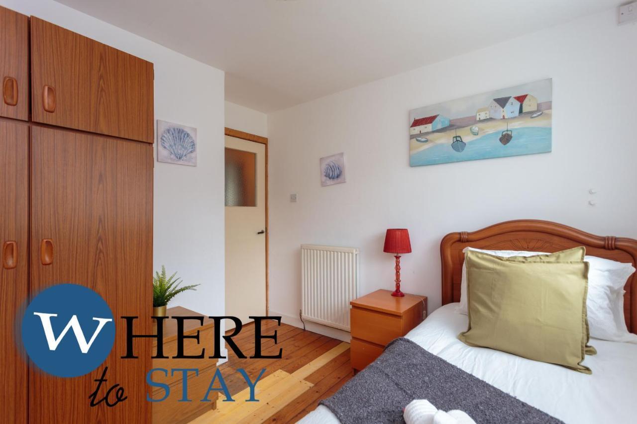 Lovely Apartment By The Hillwood Park-Free Parking Edinburgh Exterior photo